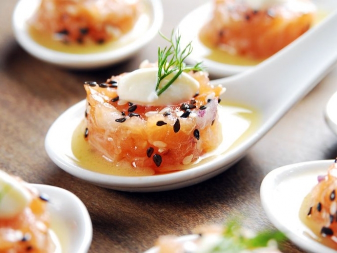 Spoon tartaro de salmon - Che Pebeta Catering